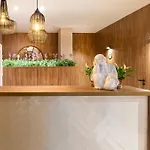 Otel Catalonia Santa Justa 4*