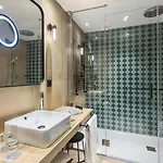 Catalonia Santa Justa 4*