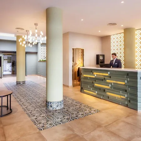Catalonia Santa Justa Hotel