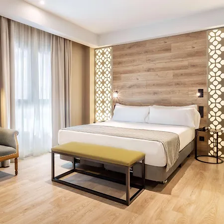 Catalonia Santa Justa Hotel
