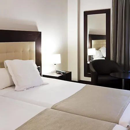 Catalonia Santa Justa Hotel 4*