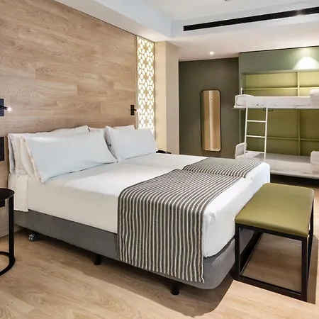 Catalonia Santa Justa Hotel 4*