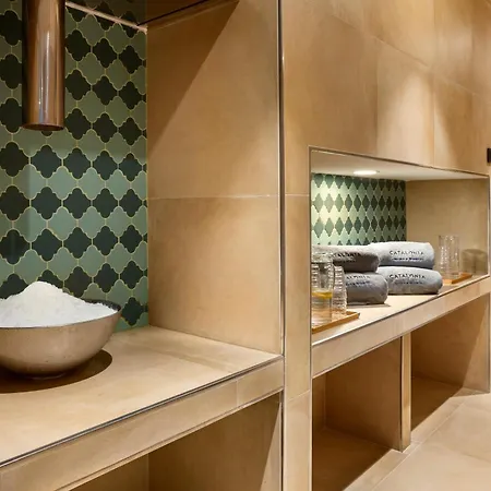 Catalonia Santa Justa Hotel 4*